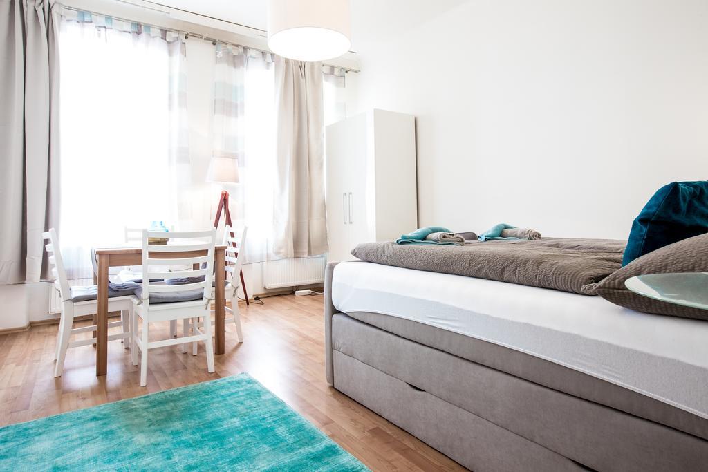 Holiday & Business Apartments 1160 Wina Bagian luar foto