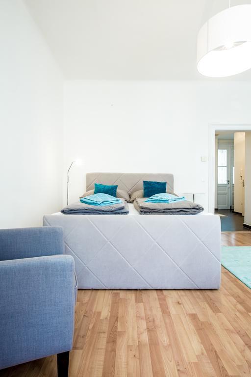 Holiday & Business Apartments 1160 Wina Bagian luar foto