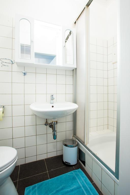 Holiday & Business Apartments 1160 Wina Bagian luar foto